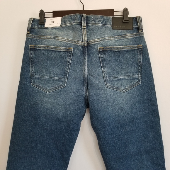 NWT Pacsun Vintage Loose Raw Hem Jeans Size 32 - Picture 4 of 6